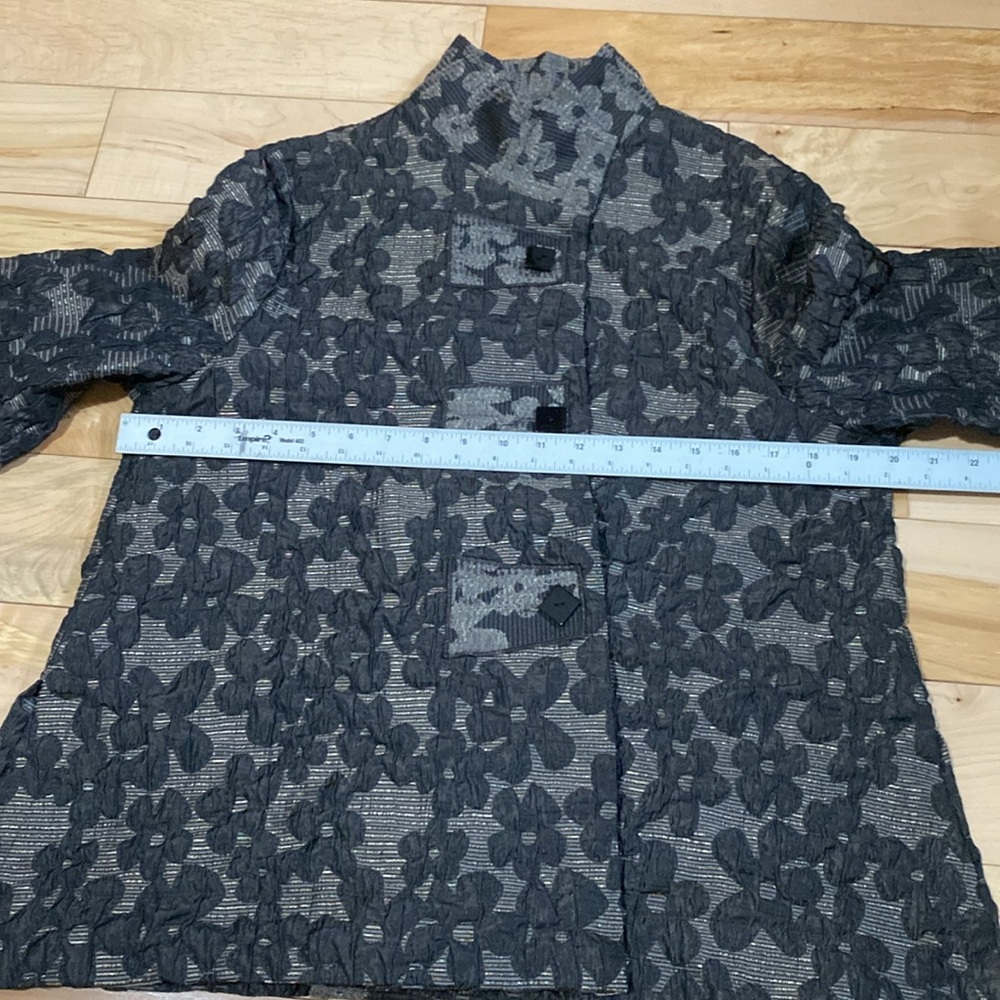 Floral Patterned Kimono Style Jacket - Picture 3 of 14